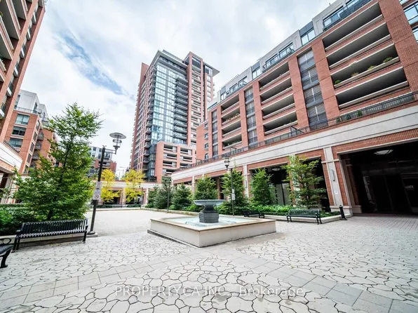 830 Lawrence Ave W, Toronto, ON