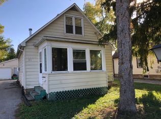 1108 Ridgeway Ave, Aurora, IL 60506