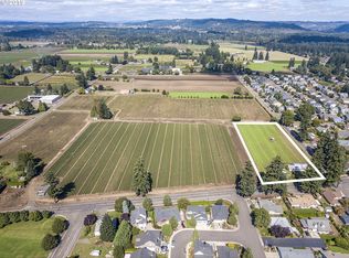 102 NE Territorial Rd, Canby, OR 97013