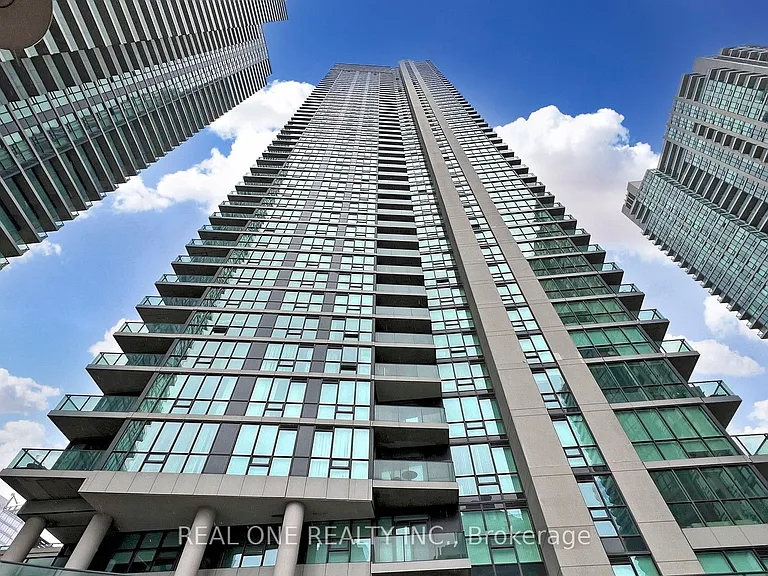 16 Harbour St #3511 — Photo 48