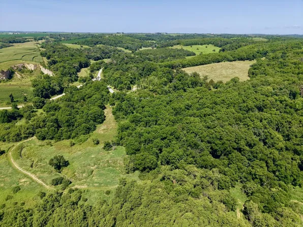 000 Cannon Rd Road, Lancaster, WI 53813