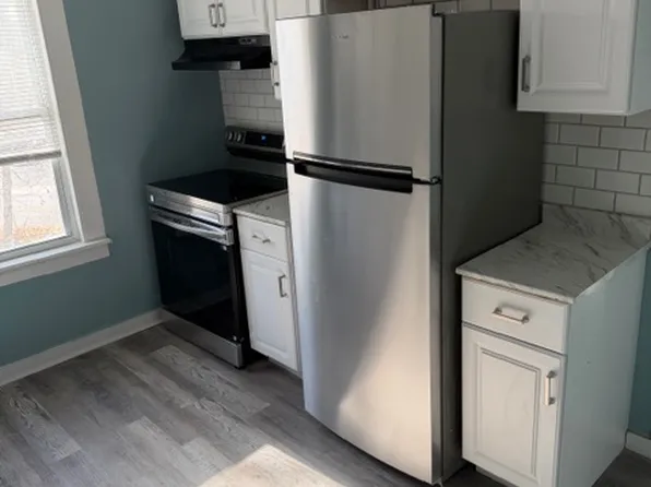 78 Brook St #2S, Bristol, CT 06010