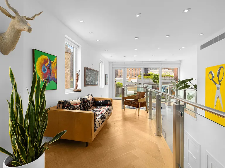 805 9th Ave #PENTHOUSE — Photo 11