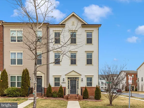 22601 Broadway Ave, Clarksburg, MD 20871