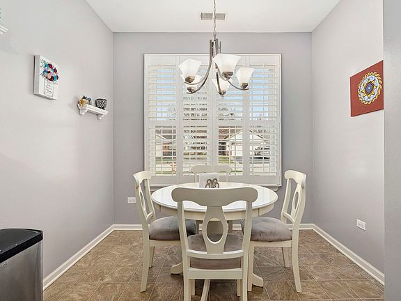 5th image of 2497 Rolling Ridge Ln