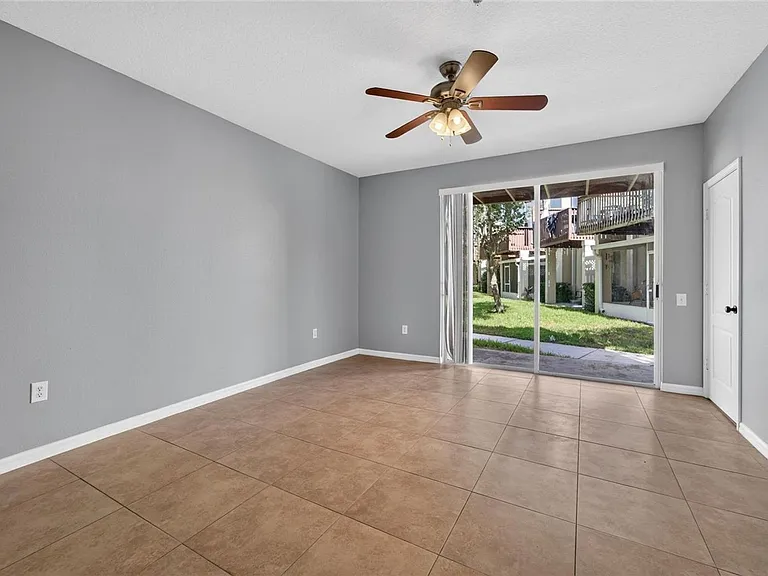 3186 Bayshore Oaks Dr — Photo 11