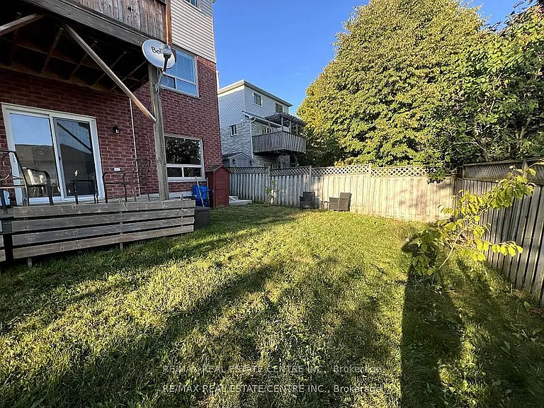 22 Lawton Ct — Photo 13