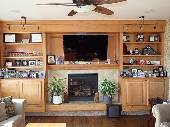 1st Floor Family Room