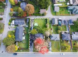 11312 207th St, Maple Ridge, BC V2X 1W3