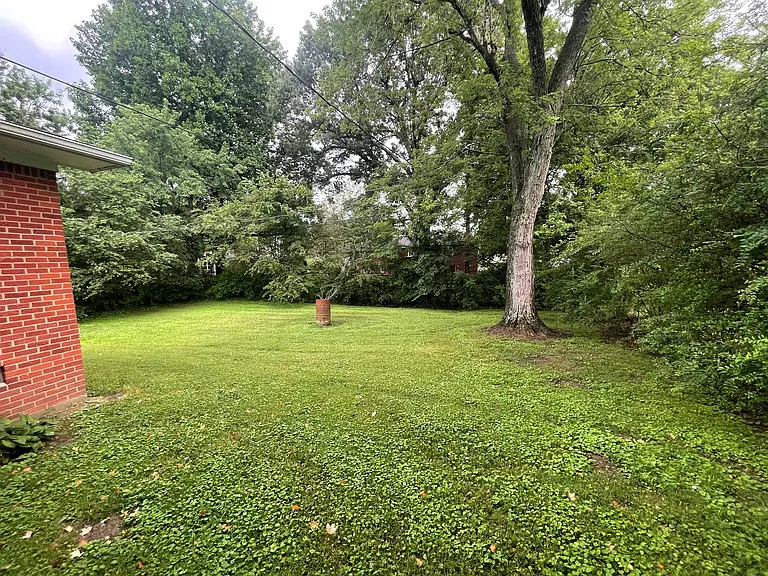 730 Crabapple Dr — Photo 16