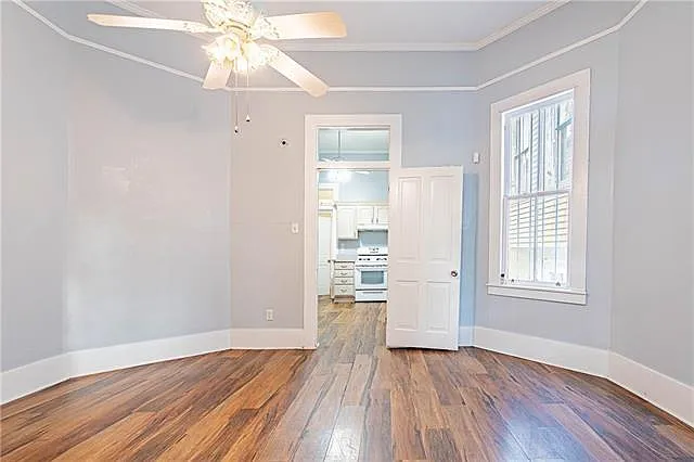 129 N Rendon St — Photo 4