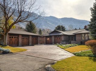 3050 E Deer Hollow Dr, Sandy, UT 84092