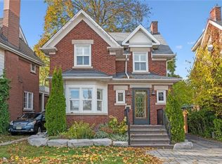 860 Queens Blvd, Kitchener, ON N2M1A7