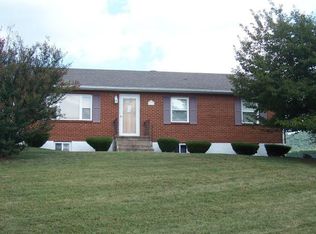 233 Archway Rd, Blue Ridge, VA 24064