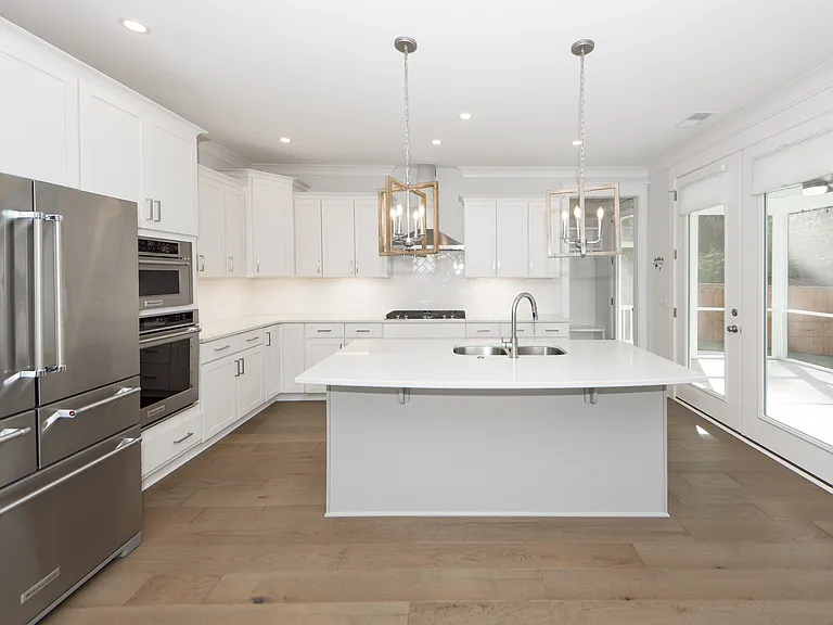 1213 Captain Rivers Dr — Photo 15