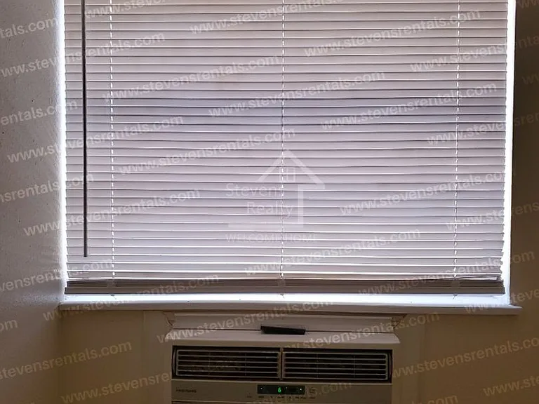 Greenswest Apartments — Photo 30