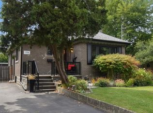 154 Ewen Rd, Hamilton, ON L8S 3C7