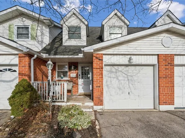 37 Edgemere Dr, Cambridge, ON N1P 1A9