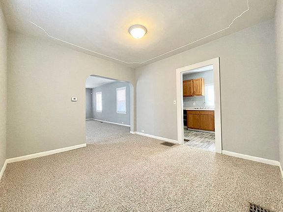 5th image of 817 Fenimore Ave