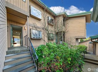 Ballinger Point, Mountlake Terrace, WA 98043