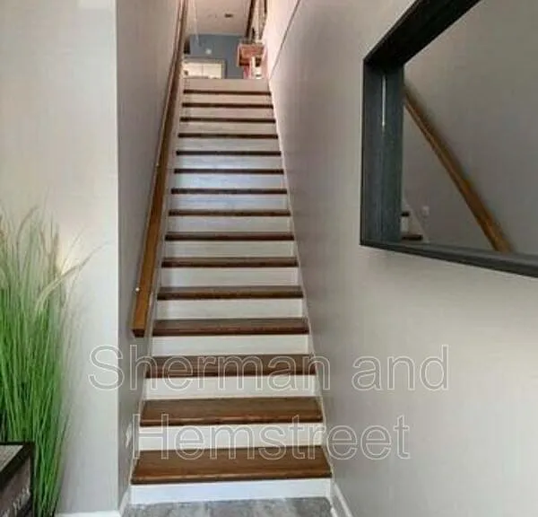 1118 Broad St — Photo 4