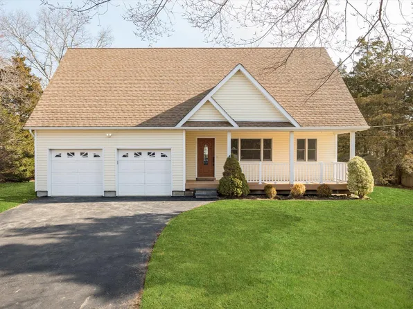 518 Sweet Hollow Road, Melville, NY 11747