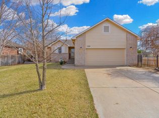 500 N Ridgehurst St, Wichita, KS 67230