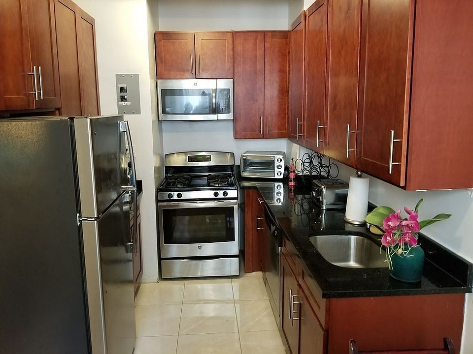 1st image of 145 W 71st St APT 5A