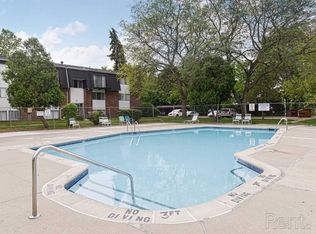 Parkway Village, Clinton Township, MI 48036