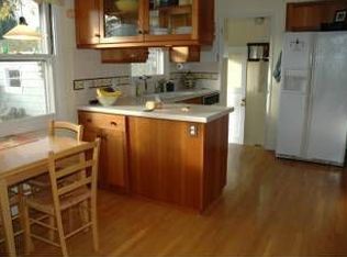 6720 SE Stark St, Portland, OR 97215
