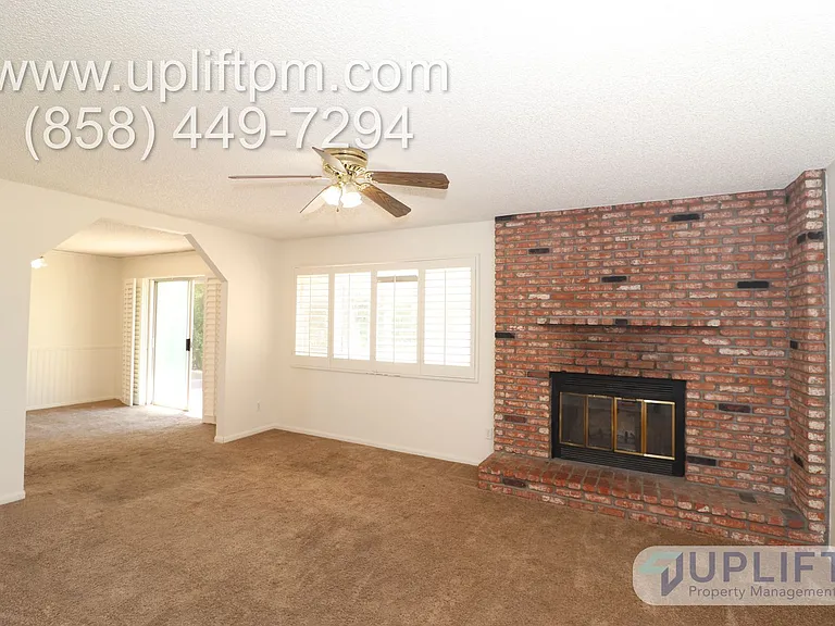 15938 Caras Ct — Photo 2