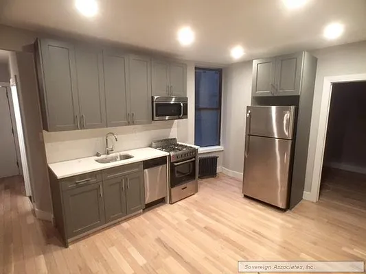 Rented by Sovereign Associates | media 28