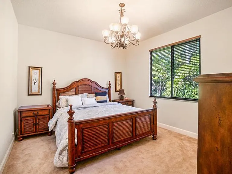 3483 Collonade Dr — Photo 14