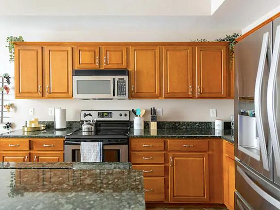 4th image of 1457 Lindazzo Ave