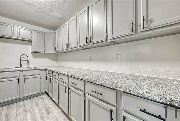 5962 Willow Glen Dr — Photo 6