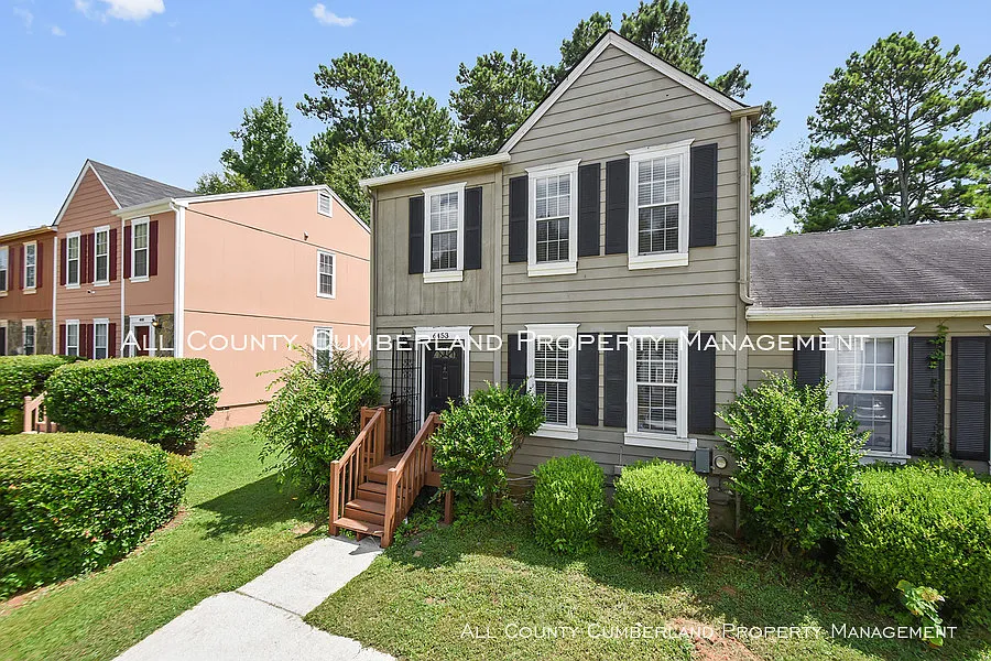 6453 Bedford Ln photo 1