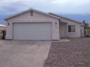 1725 River Gardens Dr, Bullhead City, AZ 86442