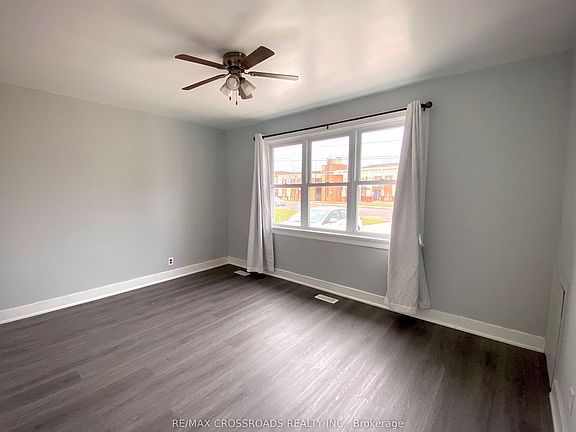 4th image of 140 Gray Rd