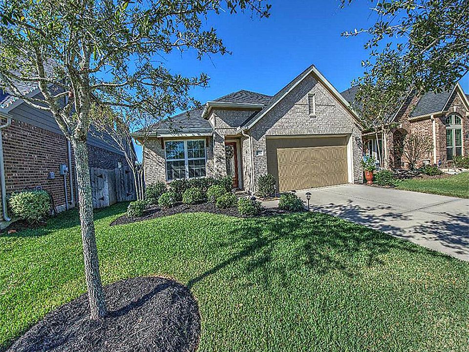 1st image of 2702 Misty Laurel Ct