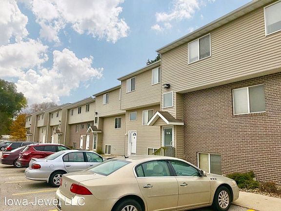 2nd image of 204 Jewel Dr Unit 2