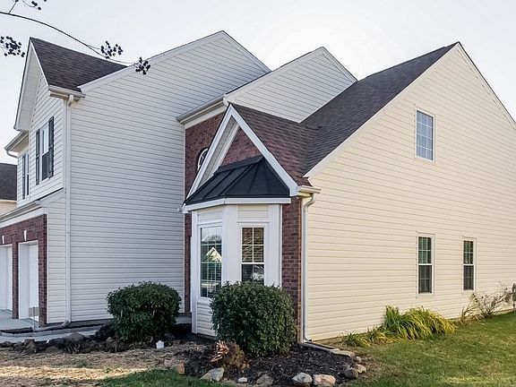 3rd image of 7711 Nicolette Ct