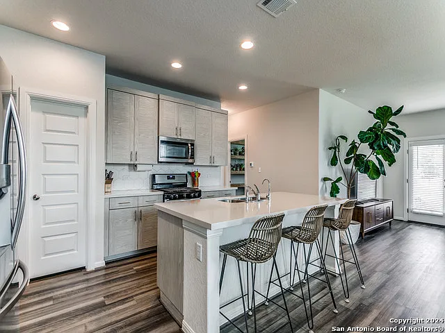 15066 Palm Desert Ct — Photo 13