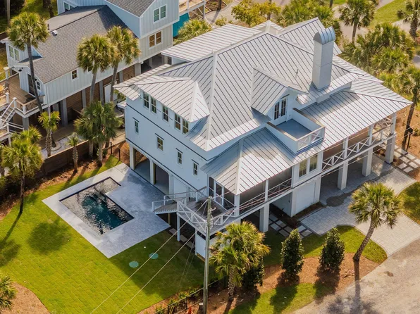 720 W Ashley Ave, Folly Beach, SC 29439