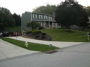 1120 Woodhill Dr, Gibsonia, PA 15044