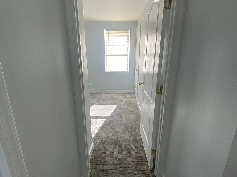 6968 Hawthorne St — Photo 13