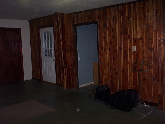 5th image of 22 Rollin Hills Ln