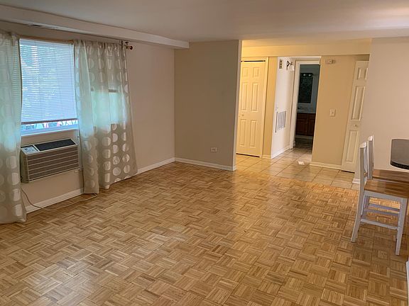 3rd image of 1600 W Chase Ave #2-C