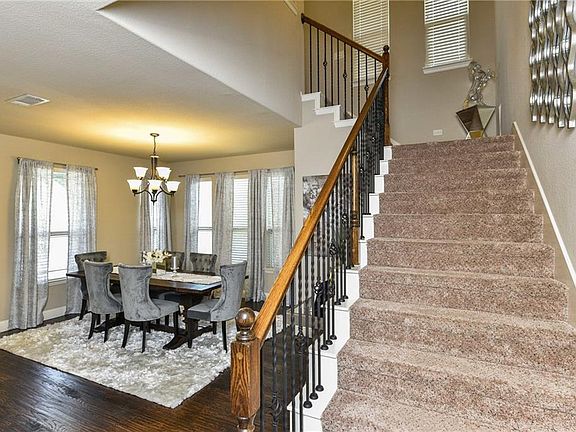 4th image of 226 Bentley Dr