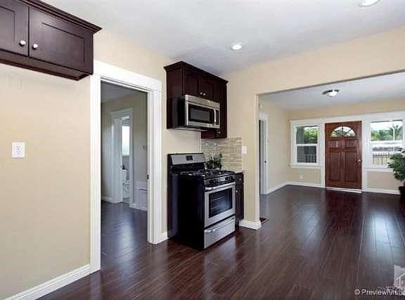 3rd image of 15510 Sierra Vista Ct