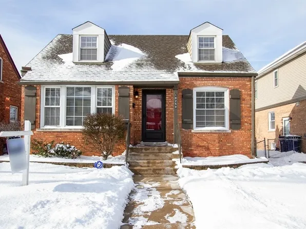 10250 S Turner Ave, Evergreen Park, IL 60805